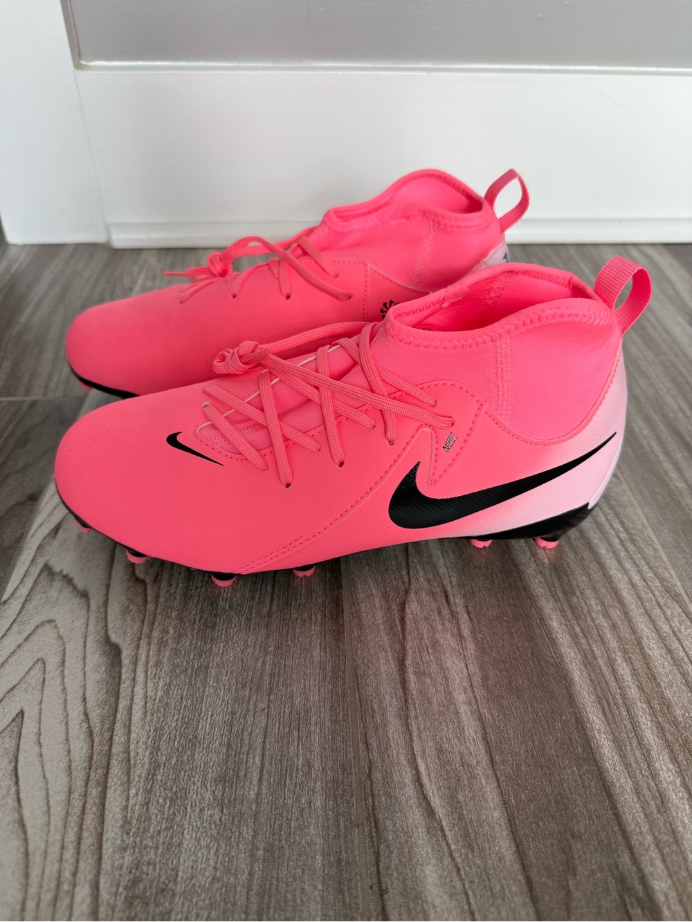 Nike Kids' Phantom Luna Soccer Cleats